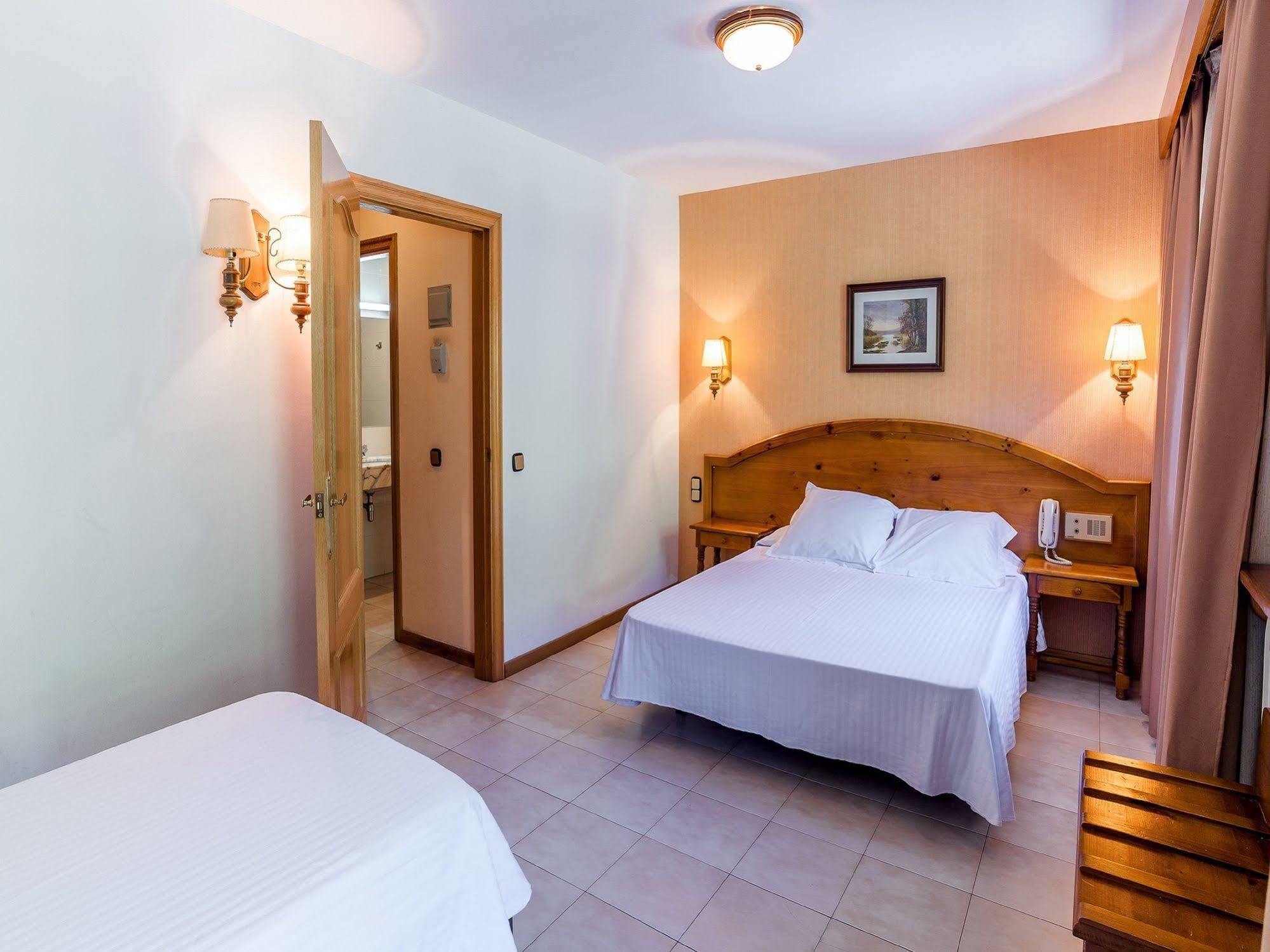 Hotel Sant Miquel Андорра-ла-Велья Екстер'єр фото